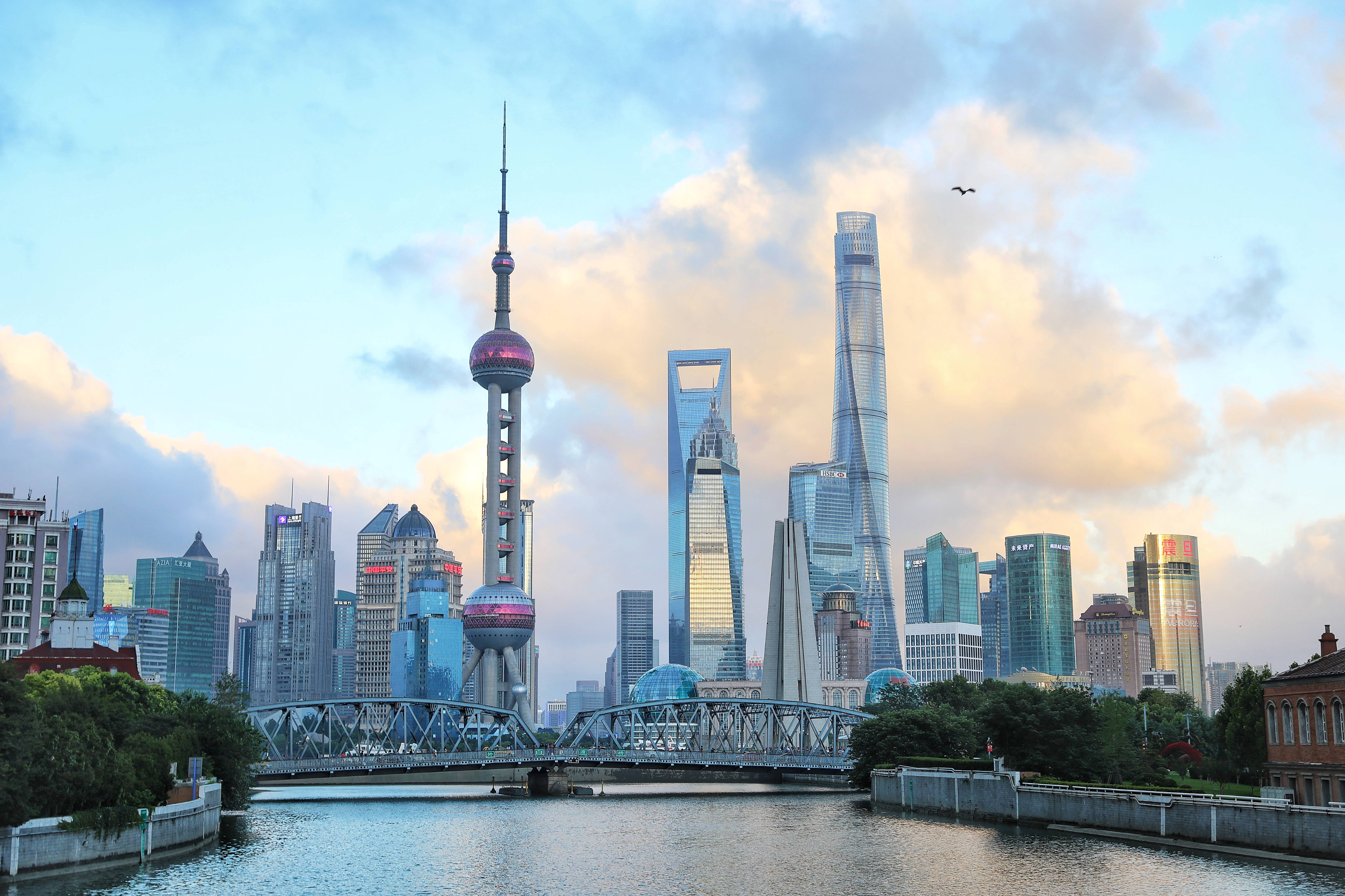 入当下感知社会脉搏凯发·k8国际步(图1)