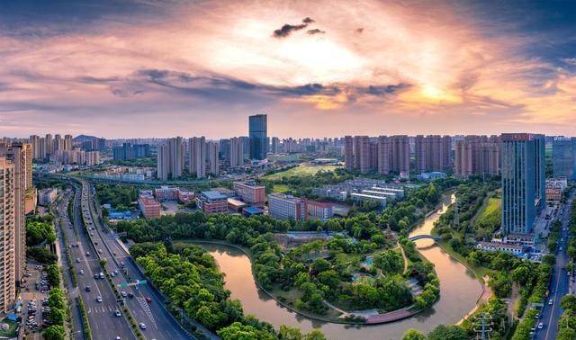 入当下感知社会脉搏凯发·k8国际步(图4)
